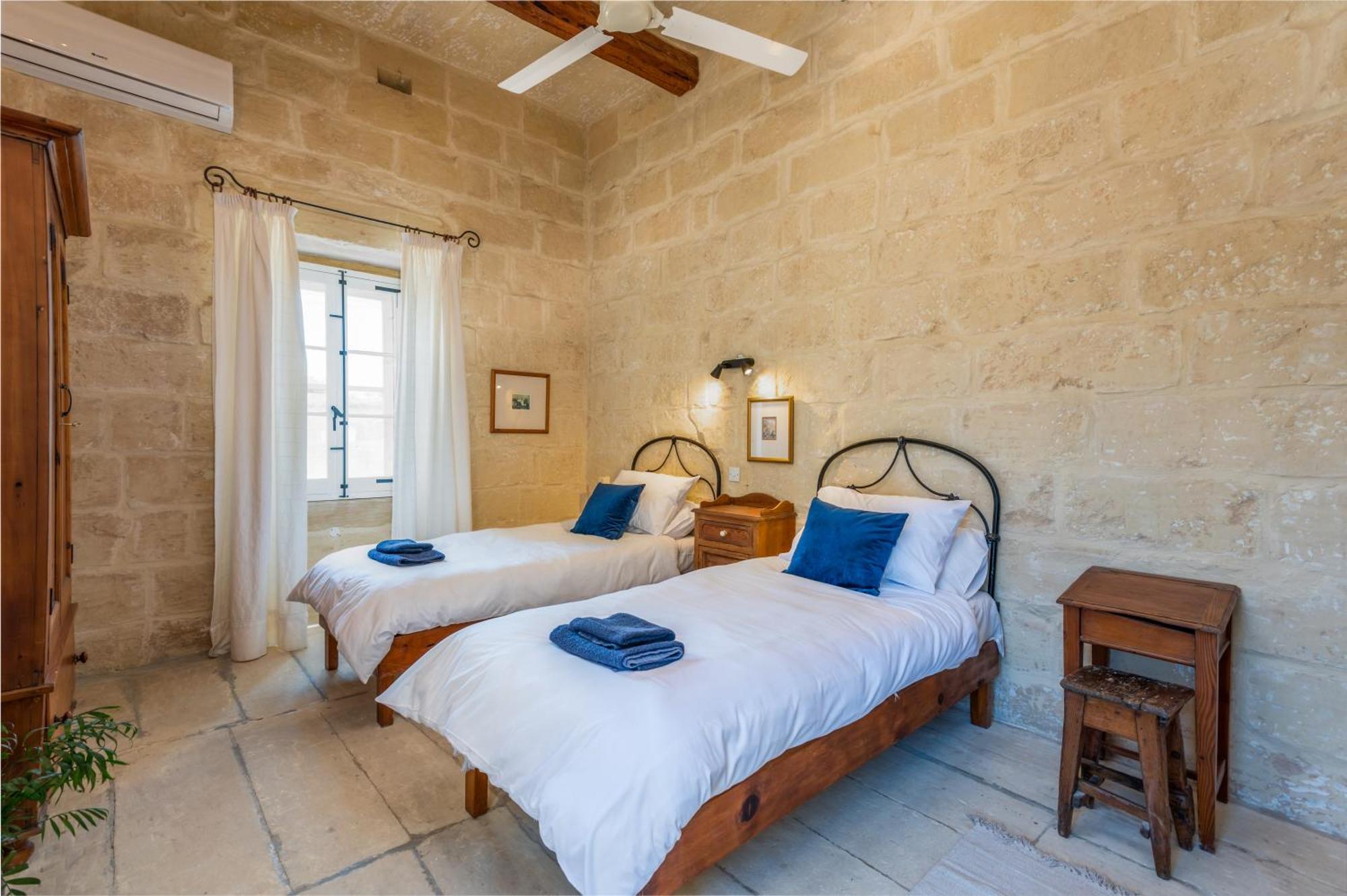 Dar Ta' Betta Farmhouse With Private Pool Għarb Buitenkant foto